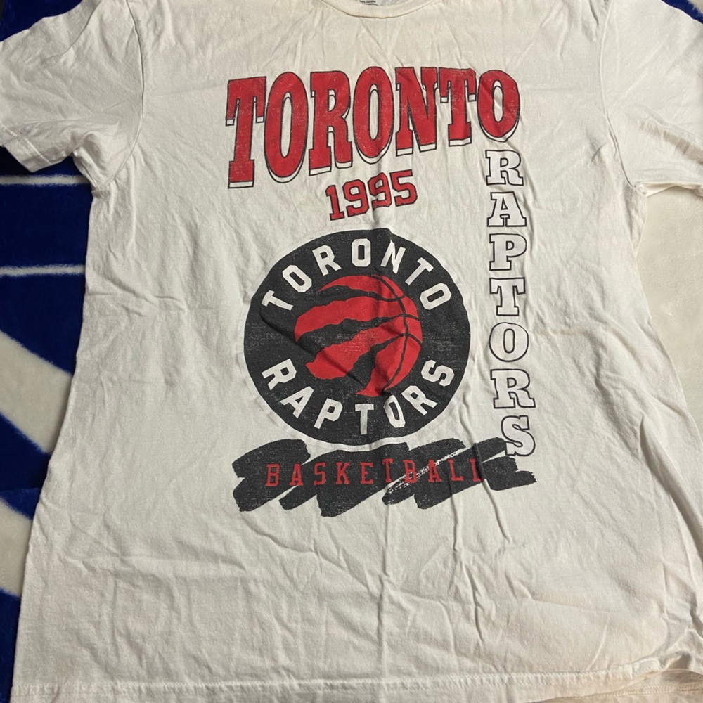 Toronto Raptors 1995 Basketball T-Shirt